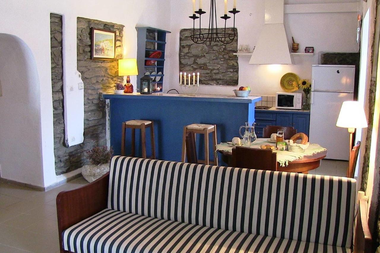 "Aura" Apt In Stone Tower 1690 • Andros Aidonia  Esterno foto